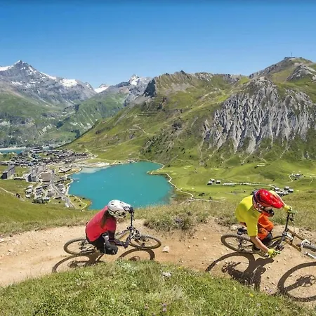 Au 6eme Ciel 2100m - Vue & Montagnes - Proche Pistes - 2 Adultes Et 2 Enfants Apartment Tignes
