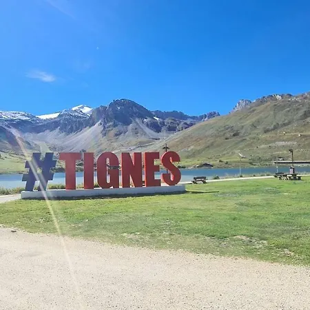 Apartment Au 6eme Ciel 2100m - Vue & Montagnes - Proche Pistes - 2 Adultes Et 2 Enfants Tignes